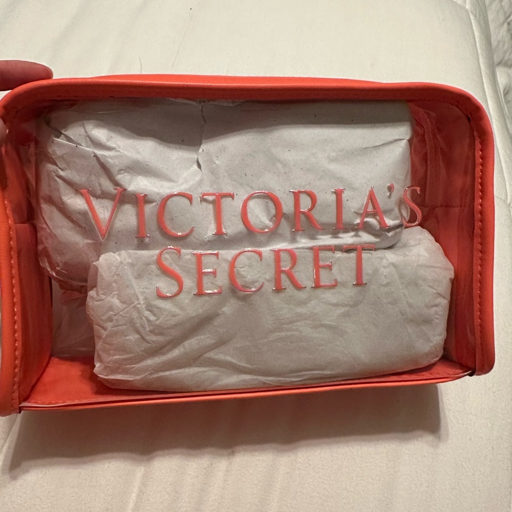 Victoria’s Secret Travel Bag - Glow Orange